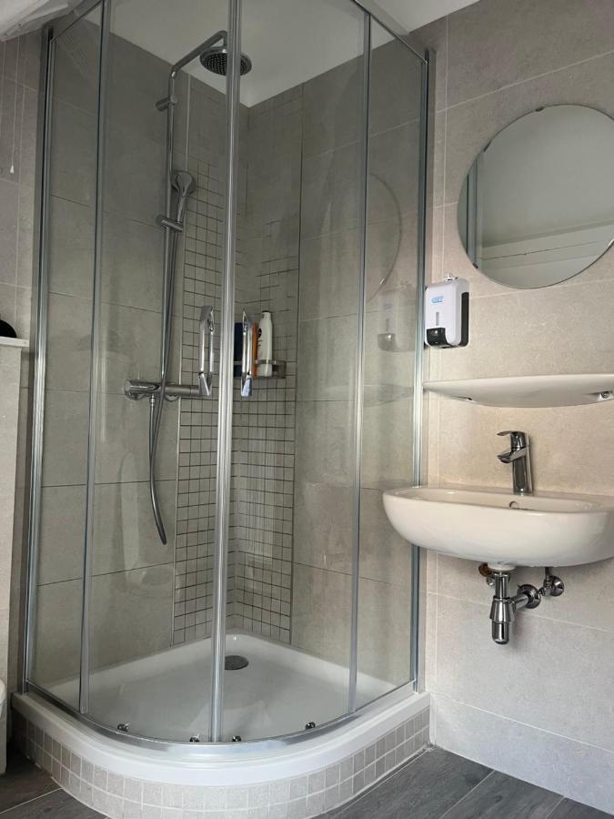 בריסל Au Marolles Chambre Atomium מראה חיצוני תמונה
